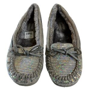 AIRWALK Girls Gray Sequins Faux Fur Lined Slippers Indoor /  Outdoor Size 3.5.